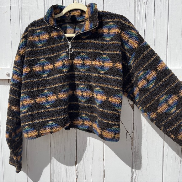 UO half zip vintage sweater, retro pattern Size M, fleece - Picture 3 of 7